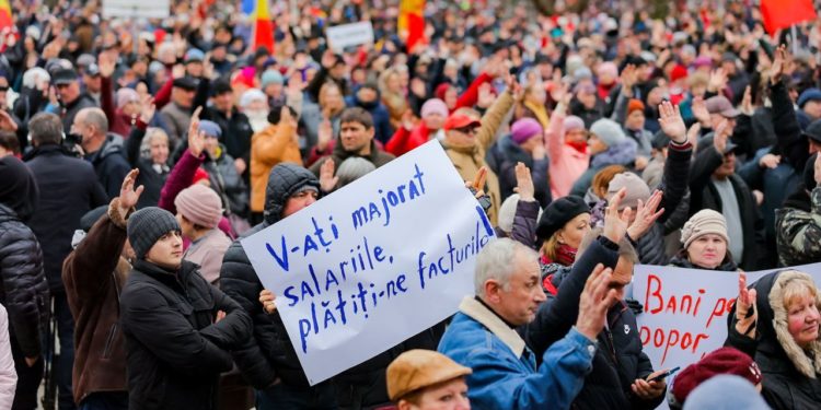 Илан Шор: Я требую от властей немедленного снижения тарифов на газ и электроэнергию