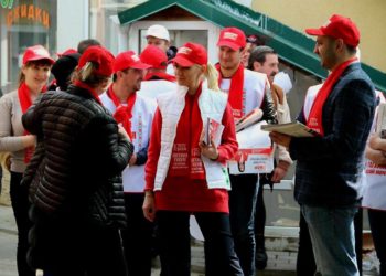 Marina Tauber: Oamenii ne cer să nu renunțăm