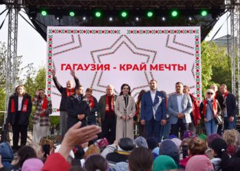 По инициативе Илана Шора и кандидата в башканы Гагаузии от Партии «ШОР» Евгении Гуцул в Комрате, Вулканештах и Чадыр-Лунге прошли грандиозные концерты | VIDEO