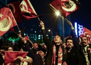 Эрдоган лидирует на президентских выборах в Турции после подсчета 99% голосов, но не набирает 50% для победы в первом туре