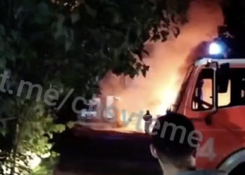 В Кишиневе на парковке мясокомбината сгорели три автомобиля