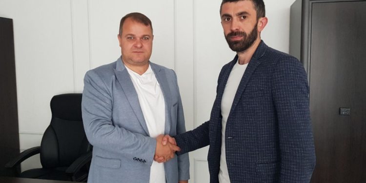 Новые уходы из ПСРМ в Партию «Возрождение». Речь идет о председателе района, примарах, районных и городских советниках