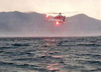 В Италии из-за шторма на озере затонул катер с туристами