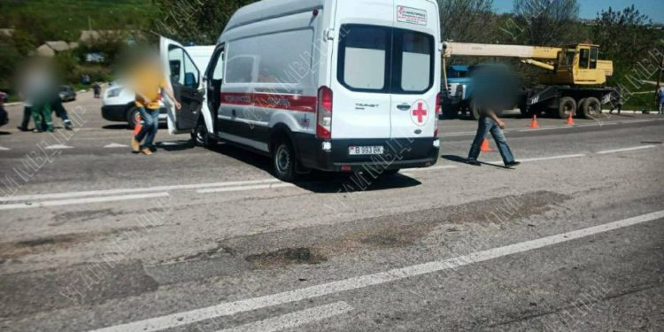 В Приднестровье легковушка сбила подростка: мальчик в больнице без сознания