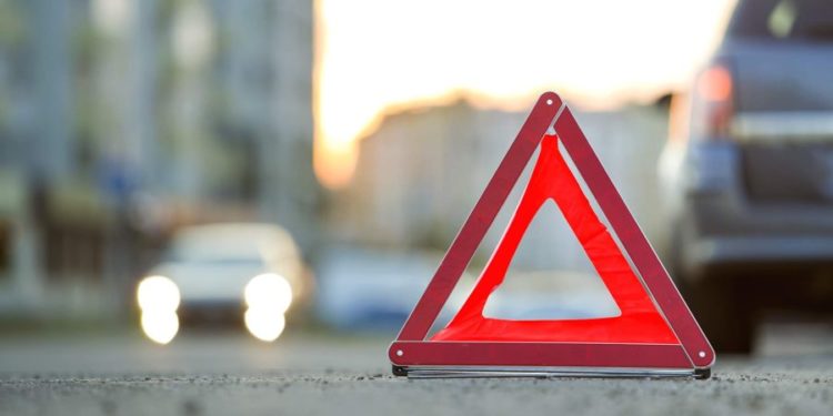 «Сбил ребенка, посадил в машину и увез с места аварии». Мать пострадавшего мальчика просит помощи в установлении личность водителя