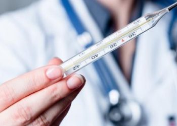 Copiii, vulnerabili la infecțiile respiratorii. ANSP: Numărul cazurilor de îmbolnăvire este în descreștere