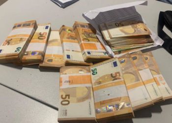 „Nimic de declarat”, dar cu geanta plină cu bani: Un moldovean a rămas fără mii de euro, la intrarea în țară | VIDEO