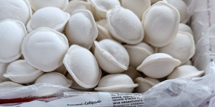 Pelimeni cu salmonela – pe mesele moldovenilor! ANSA: Nu le consumați dacă ați cumpărat din acest lot | VIDEO