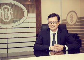 A stat Rusia în spatele protestelor și de ce Ilan Șor nu este prezent în sală? O nouă ședință la CC a continuat cu răspunsurile avocaților PP „ȘOR” la întrebările magistraților și apărătorilor Guvernului