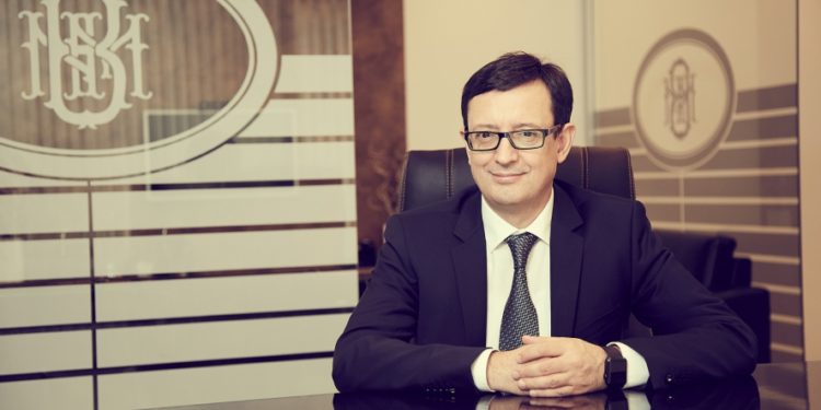 A stat Rusia în spatele protestelor și de ce Ilan Șor nu este prezent în sală? O nouă ședință la CC a continuat cu răspunsurile avocaților PP „ȘOR” la întrebările magistraților și apărătorilor Guvernului