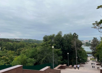 Cer noros și maxime de +27 grade: Cum va fi vremea în acest weekend