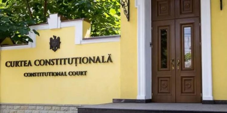 Рассмотрение конституционности партии «Шор» отложили до понедельника. Адвокаты политформирования предоставят видеодоказательств, опровергающие доводы защитников правительства | VIDEO