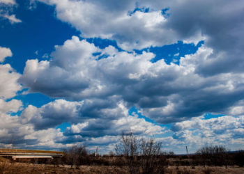 În ciuda hotărârii Curții Constituționale, autoritățile au menținut interdicția purtării panglicii SF. Gheorghe. Șeful IGP, despre amenzi și excepțiile în care ea poate fi purtată