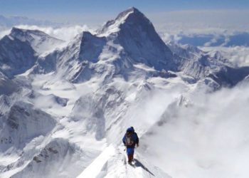 Noi detalii despre alpinistul moldovean, decedat pe Everest: Și-a dat ultima suflare după ce s-a îmbolnăvit la Colul de Sud | VIDEO