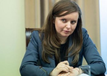 Salariile miniștrilor vor crește cu 50 de mii de lei. Sirețeanu: Eu nu sunt tentată să lucrez pentru așa leafă | VIDEO