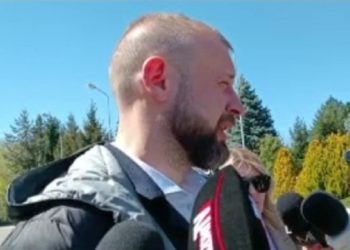 BREAKING NEWS: După patru ore în care au ținut-o pe Aeroport, Marina Tauber a fost escortată la izolatorul de detenție provizorie al CNA. Avocat: Nici în perioada statului capturat nu s-au produs astfel de ingerințe