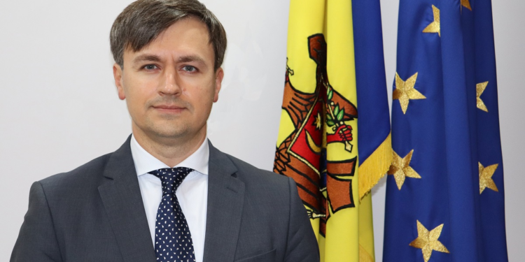 Глава НЦБК с докладом в парламенте: о неясных отношениях с Генпрокуратурой, препятствиях в завершении резонансных дел и проверке законности решений КЧС