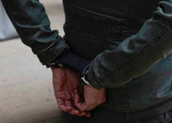 Un adolescent din Bosnia care a ameninţat că va repeta atacul armat dintr-o şcoală din Belgrad a fost arestat