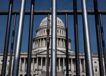 Panică pe Wall Street: SUA riscă să intre în incapacitate de plată. Ce opțiuni are administrația Biden