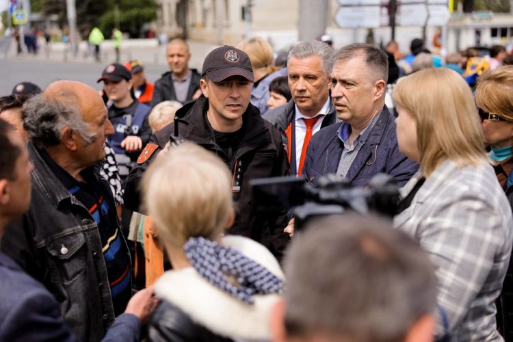 Partidul „ȘOR”” Aproximativ 25 de mii de oameni, împiedicați să ajungă la Acțiunea de Rezistență Națională, organizată de Mișcarea Pentru Popor