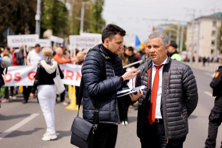 Partidul „ȘOR”” Aproximativ 25 de mii de oameni, împiedicați să ajungă la Acțiunea de Rezistență Națională, organizată de Mișcarea Pentru Popor