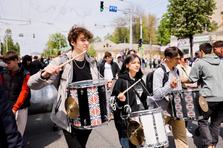 Partidul „ȘOR”” Aproximativ 25 de mii de oameni, împiedicați să ajungă la Acțiunea de Rezistență Națională, organizată de Mișcarea Pentru Popor