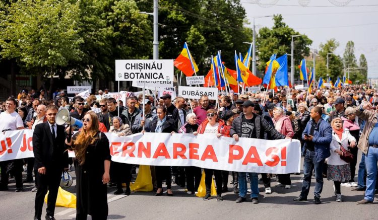 Partidul „ȘOR”” Aproximativ 25 de mii de oameni, împiedicați să ajungă la Acțiunea de Rezistență Națională, organizată de Mișcarea Pentru Popor
