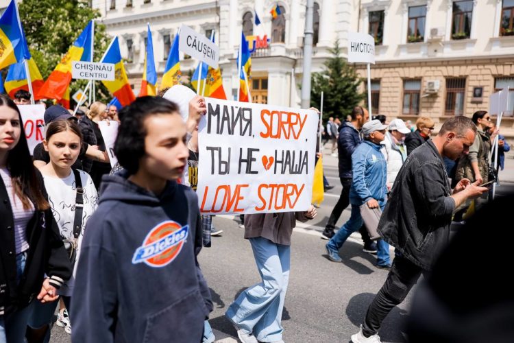 Partidul „ȘOR”” Aproximativ 25 de mii de oameni, împiedicați să ajungă la Acțiunea de Rezistență Națională, organizată de Mișcarea Pentru Popor