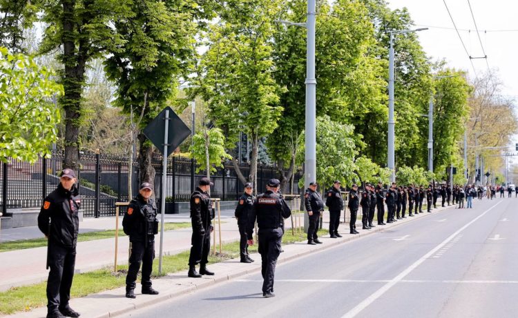 Partidul „ȘOR”” Aproximativ 25 de mii de oameni, împiedicați să ajungă la Acțiunea de Rezistență Națională, organizată de Mișcarea Pentru Popor