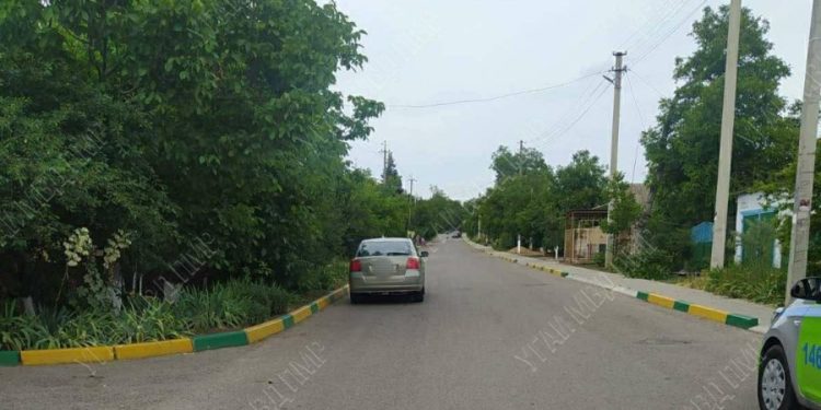 Выскочил на дорогу: в Дубоссарах 6-летний ребенок попал под колеса авто