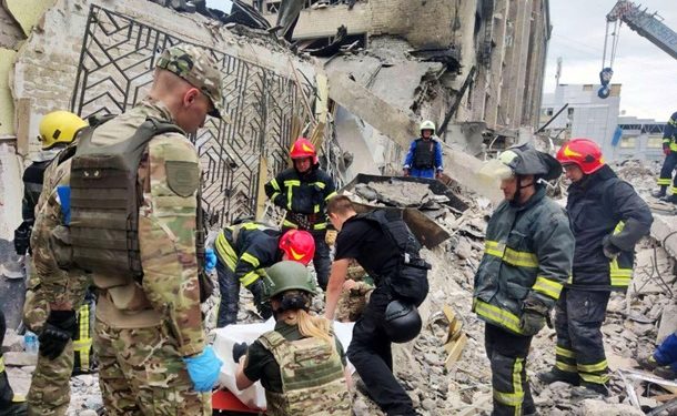 Россия ударила ракетами по Краматорску: Более 60 раненых и 9 погибших | VIDEO