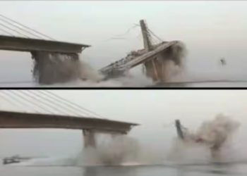В Индии второй раз рухнул четырехполосный мост через Ганг