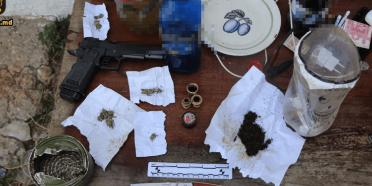 Дом под наркопритон, где сбывались запрещенные вещества: проводится экспертиза