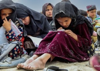 В Афганистане дети массово отравились водой