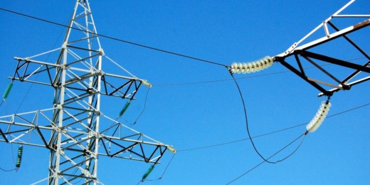 В Яловенах мужчина скончался от удара током