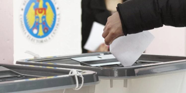 Sondaj: Tot mai mulți cetățeni optează pentru alegeri anticipate și evaluează situația în țară ca fiind una alarmantă. Partidul ”ȘOR” se află în topul preferințelor alegătorilor | VIDEO