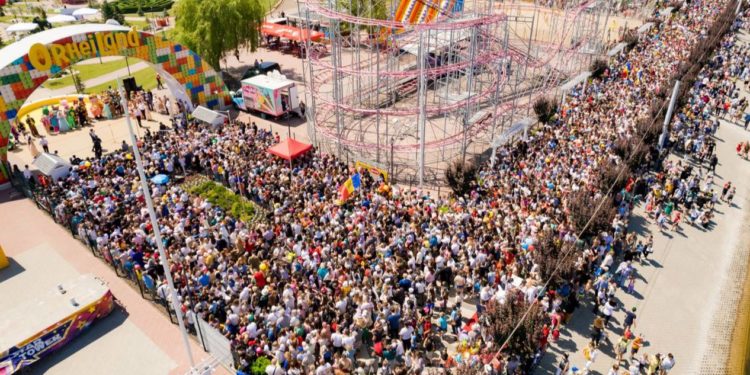 50 тысяч человек участвовали в торжественном открытии OrheiLand, построенного по инициативе Илана Шора