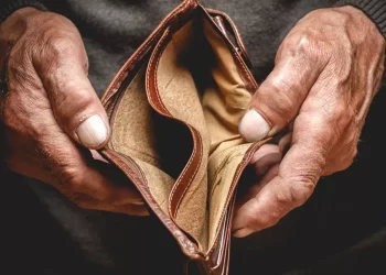 A rămas fără 8 000 de lei: Un bătrân din raionul Călărași, înșelat de un individ care s-a dat drept reprezentant al unei instituții medicale | VIDEO