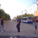 „Băi, vrei să mai calci un copil?”: Momentul în care un autobuz nu cedează trecerea unui copil, ce traversează pe zebră, la Ciocana | VIDEO 18+