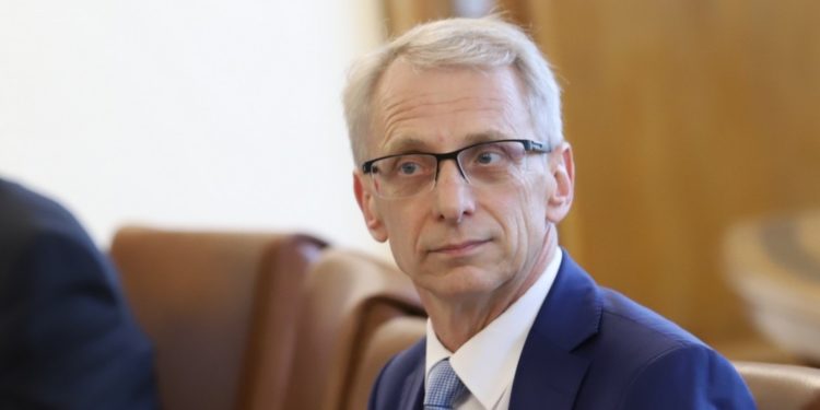 Bulgaria are guvern după doi ani de criză politică. Nikolai Denkov a fost desemnat în funcția de premier