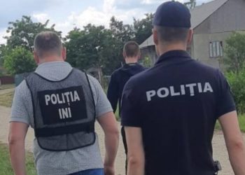 Sîngerei: Un bărbat și-ar fi omorât consăteanul după care l-ar fi îngropat. Polițiștii au reținut suspectul