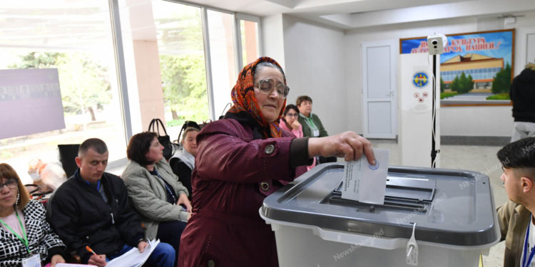В Молдове могут расширить список угроз госбезопасности. Что предлагает PAS