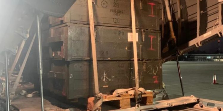 Donație din partea Poloniei: Șase avioane încărcate cu arme și muniție vor ajunge în țara noastră | VIDEO