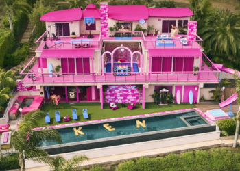 O casă Barbie în mărime naturală e de închiriat în Malibu. Doritorii vor plăti doar drumul până acolo