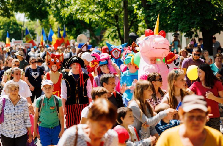 Илан Шор: Мы не прячемся в замках. Мы с детьми в самый важный день их жизни