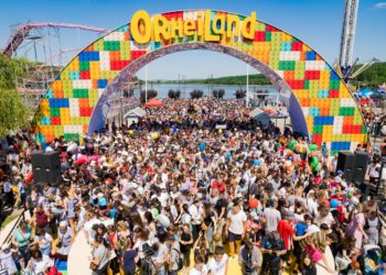 Илан Шор: Мы не прячемся в замках. Мы с детьми в самый важный день их жизни