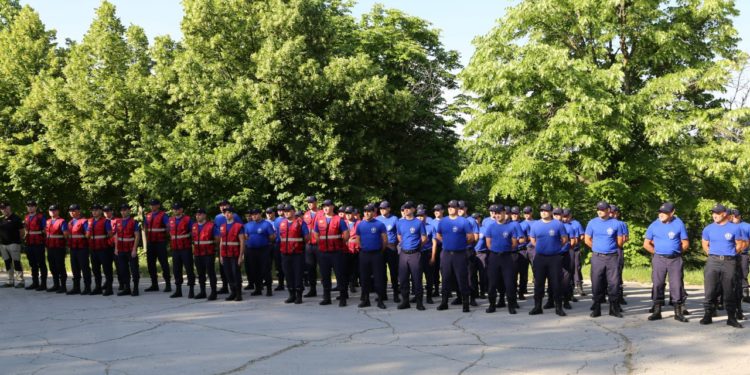 Pompierii moldoveni pleacă în Georgia să învețe a stinge incendiile din păduri