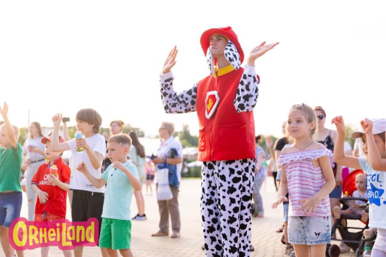 Noi surprize din partea lui Ilan Șor. În fiecare weekend, la OrheiLand, vor fi organizate concerte, programe cultural-artistice și distractive