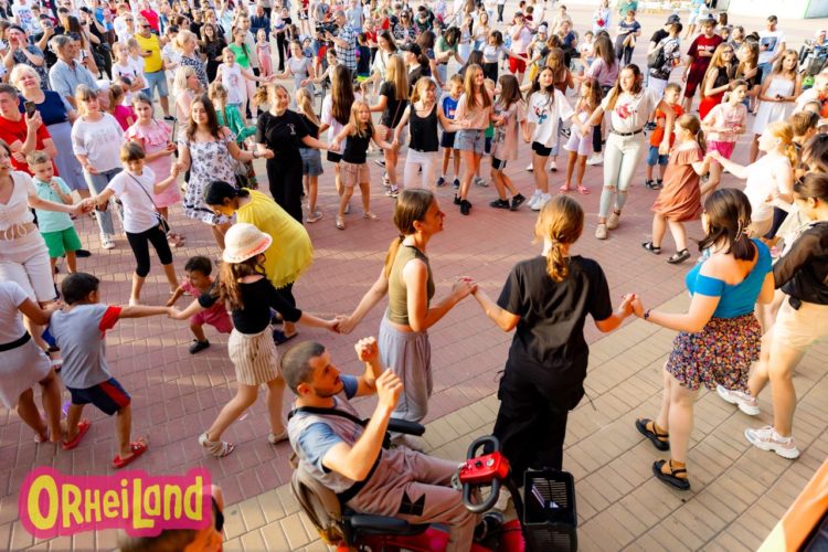 Noi surprize din partea lui Ilan Șor. În fiecare weekend, la OrheiLand, vor fi organizate concerte, programe cultural-artistice și distractive