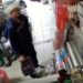La 65 de ani, cu titlu de recidivist. Poliția oferă detalii despre bărbatul reținut pentru furt la o piață din Chișinău | VIDEO